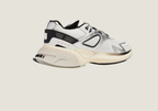 MA Runner Black / White / Silver Low Top Sneakers