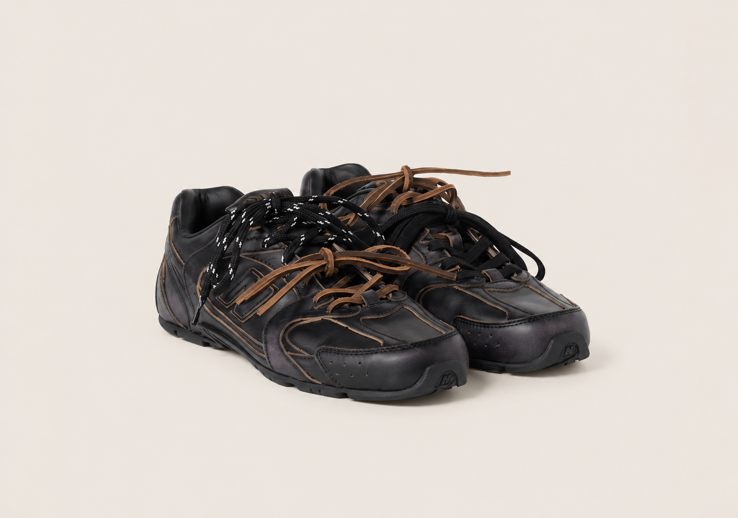 530 SL Runner – Leather Edition (Black)
