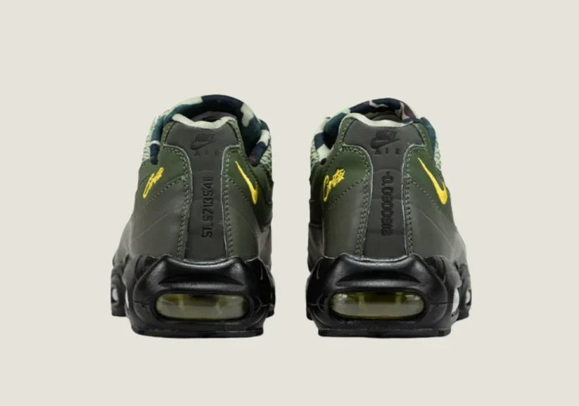 Air Max 95 x UNDEFEATED Olive